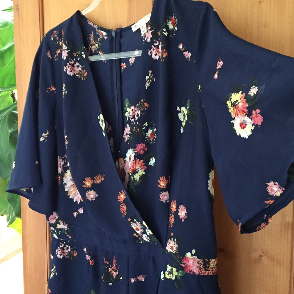 Romper - navy blue floral print